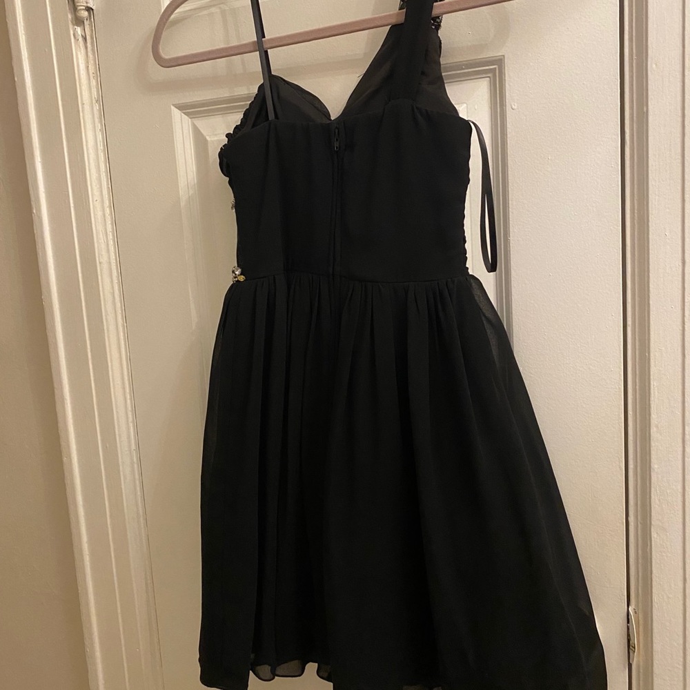 Dress! - Picture 3 of 3